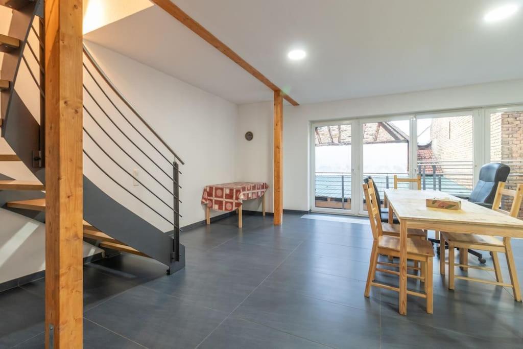 Maisonette-Wohnung Mit 5 Schlafzimmern Wörrstadt Екстериор снимка